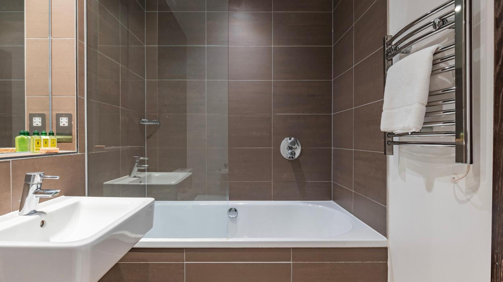 Cannon Street Serviced Apartments By Lovelystay ลอนดอน ภายนอก รูปภาพ