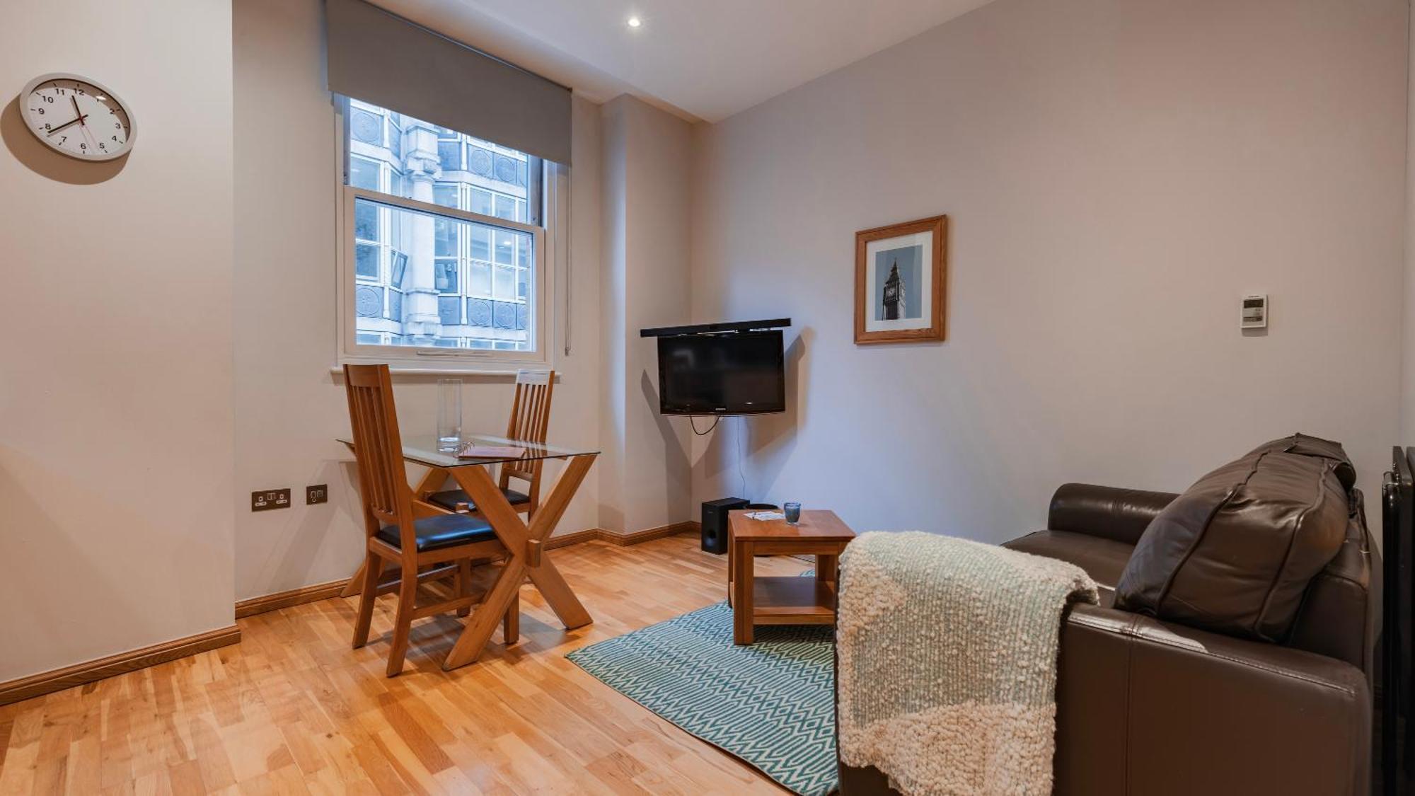 Cannon Street Serviced Apartments By Lovelystay ลอนดอน ภายนอก รูปภาพ