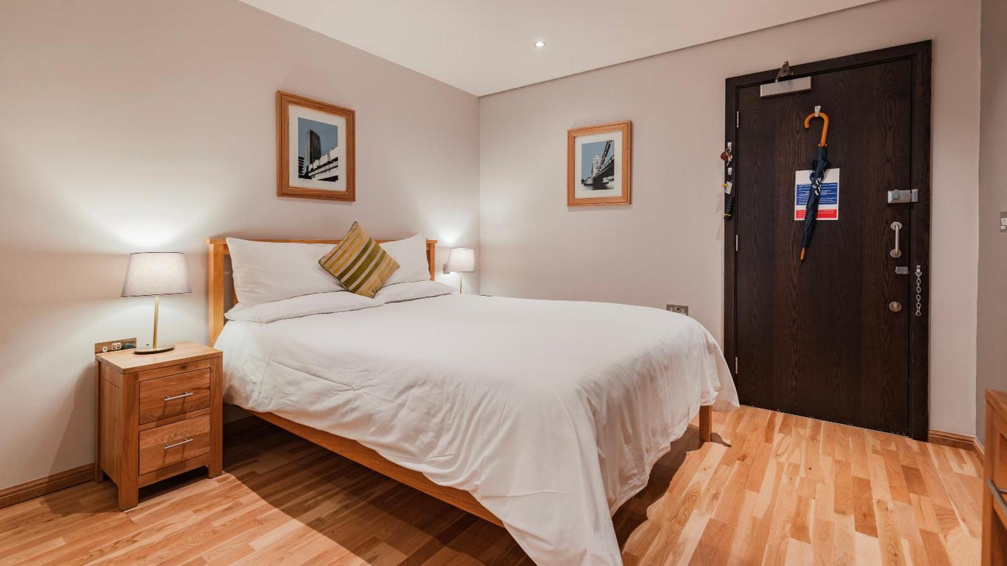 Cannon Street Serviced Apartments By Lovelystay ลอนดอน ภายนอก รูปภาพ